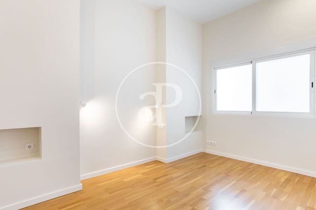 3 Zimmer Apartment zu vermieten in La Gran Via, València Stadt - 2.250 € (Ref: 9904654)