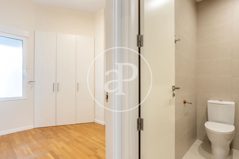 3 Zimmer Apartment zu vermieten in Valencia Stadt - 2.250 € (Ref: 9904654)