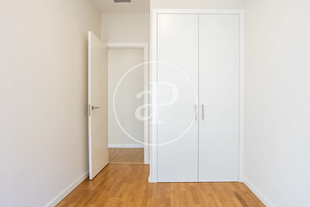 3 Zimmer Apartment zu vermieten in Valencia Stadt - 2.250 € (Ref: 9904654)