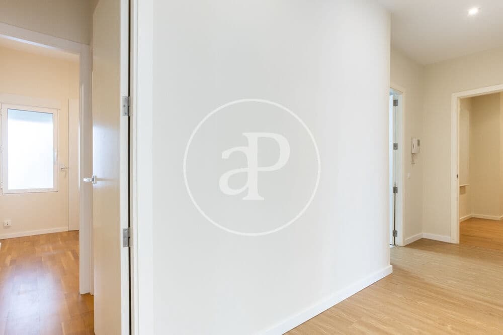 3 Zimmer Apartment zu vermieten in Valencia Stadt - 2.250 € (Ref: 9904654)