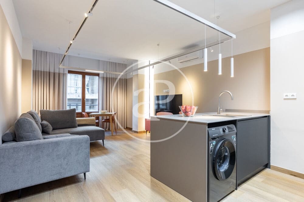 1 soveværelse Lejlighed til leje i Valencia by - € 2.000 (Ref: 9904655)