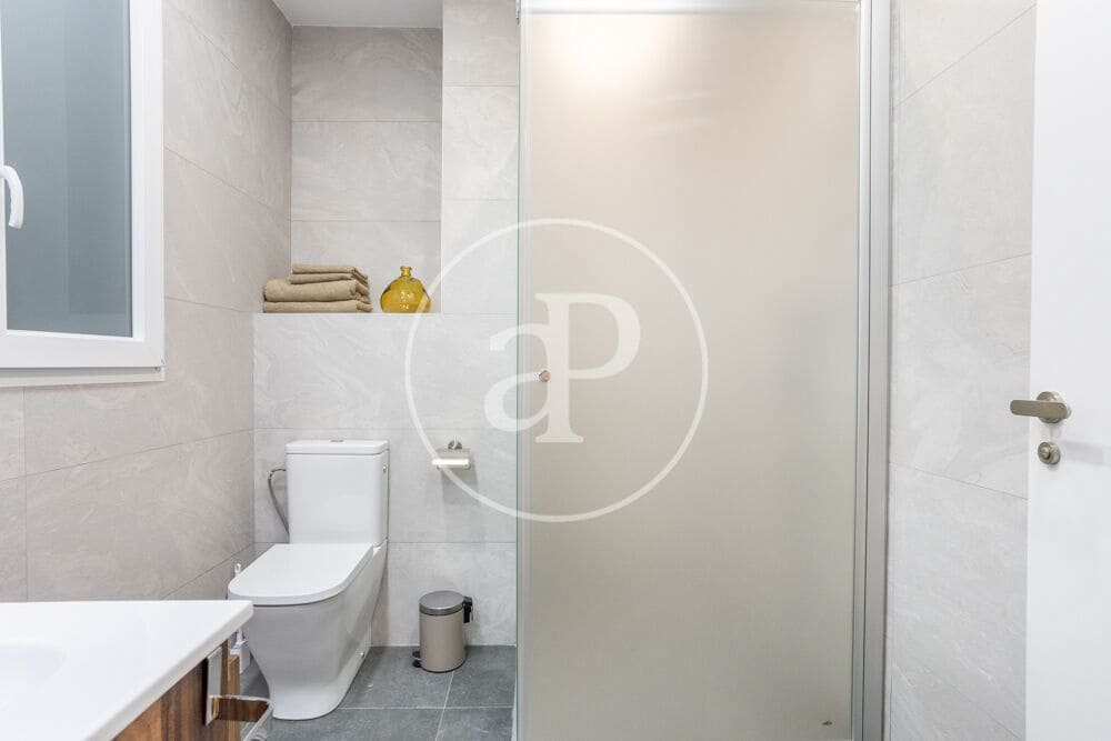 1 soveværelse Lejlighed til leje i Valencia by - € 2.000 (Ref: 9904655)