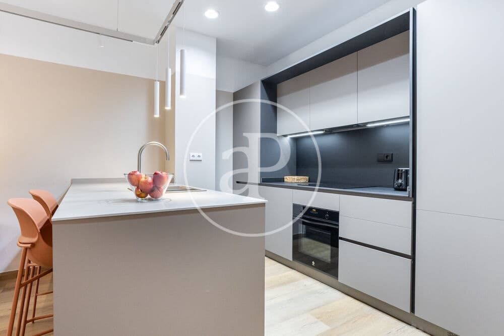 1 soveværelse Lejlighed til leje i Valencia by - € 2.000 (Ref: 9904655)