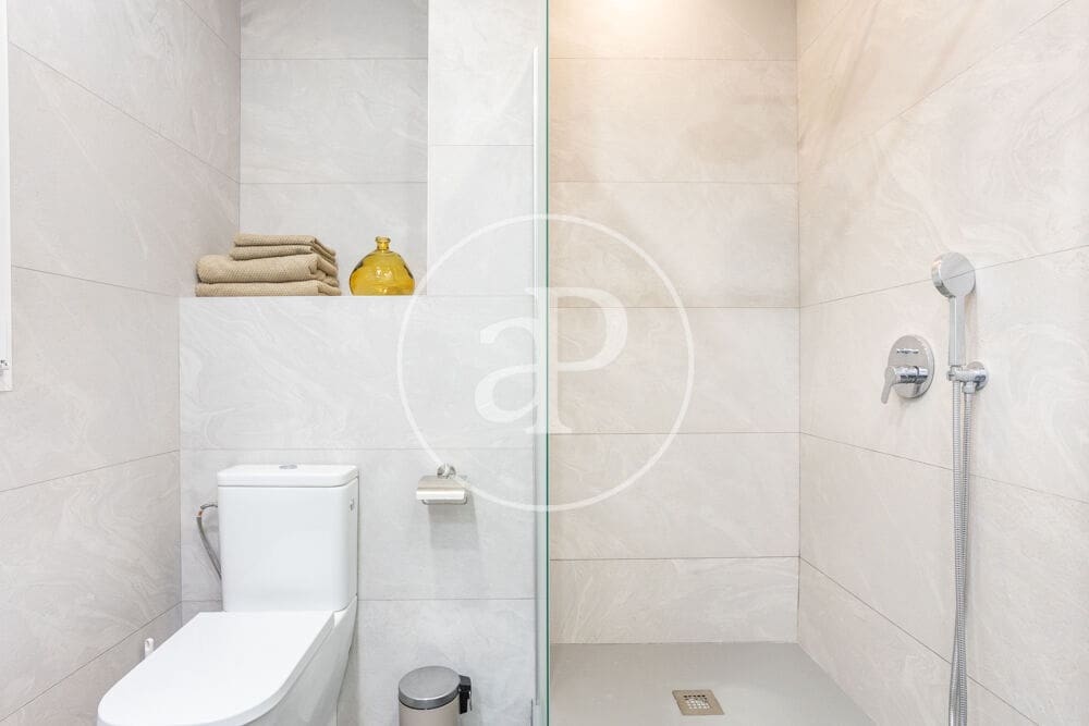 1 soveværelse Lejlighed til leje i Valencia by - € 2.000 (Ref: 9904655)