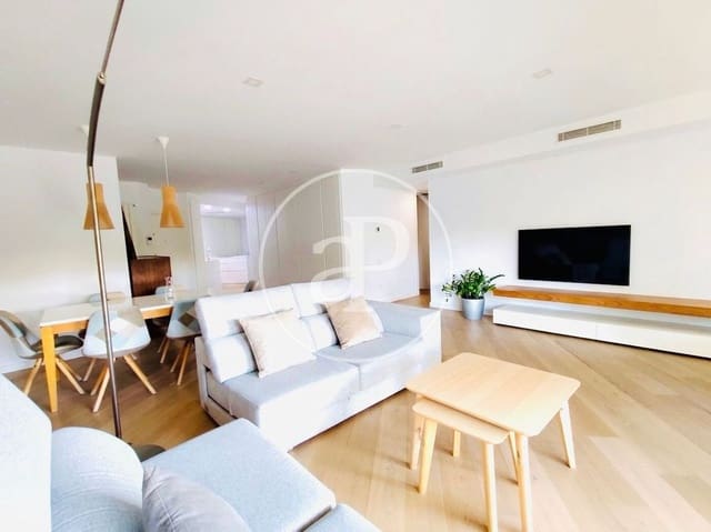 4 Zimmer Apartment zu vermieten in Exposicio, València Stadt - 4.500 € (Ref: 9904657)