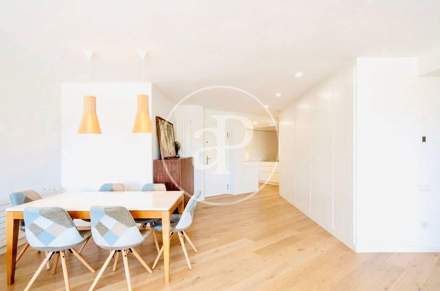 4 Zimmer Apartment zu vermieten in Valencia Stadt - 4.500 € (Ref: 9904657)