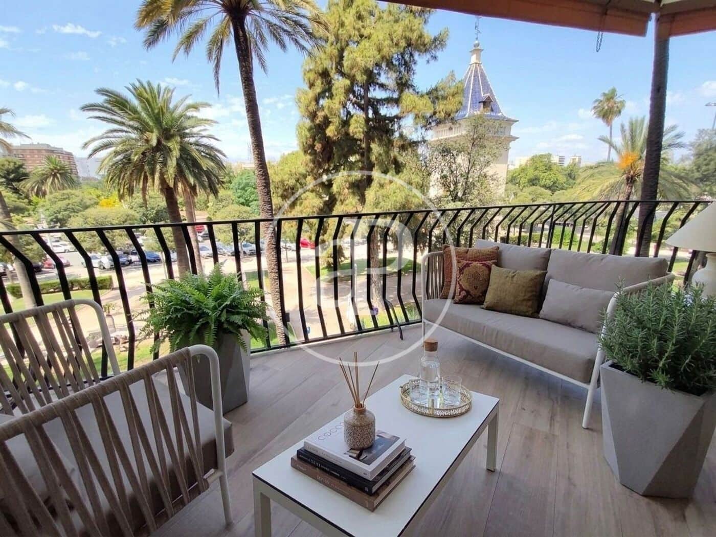 4 Zimmer Apartment zu vermieten in Valencia Stadt - 4.500 € (Ref: 9904657)