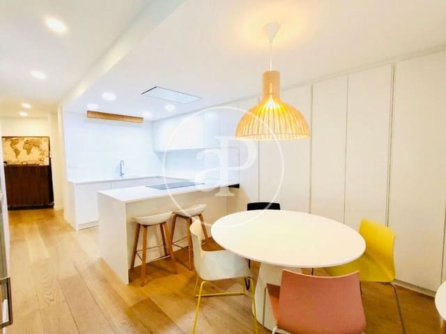 4 Zimmer Apartment zu vermieten in Exposicio, València Stadt - 4.500 € (Ref: 9904657)