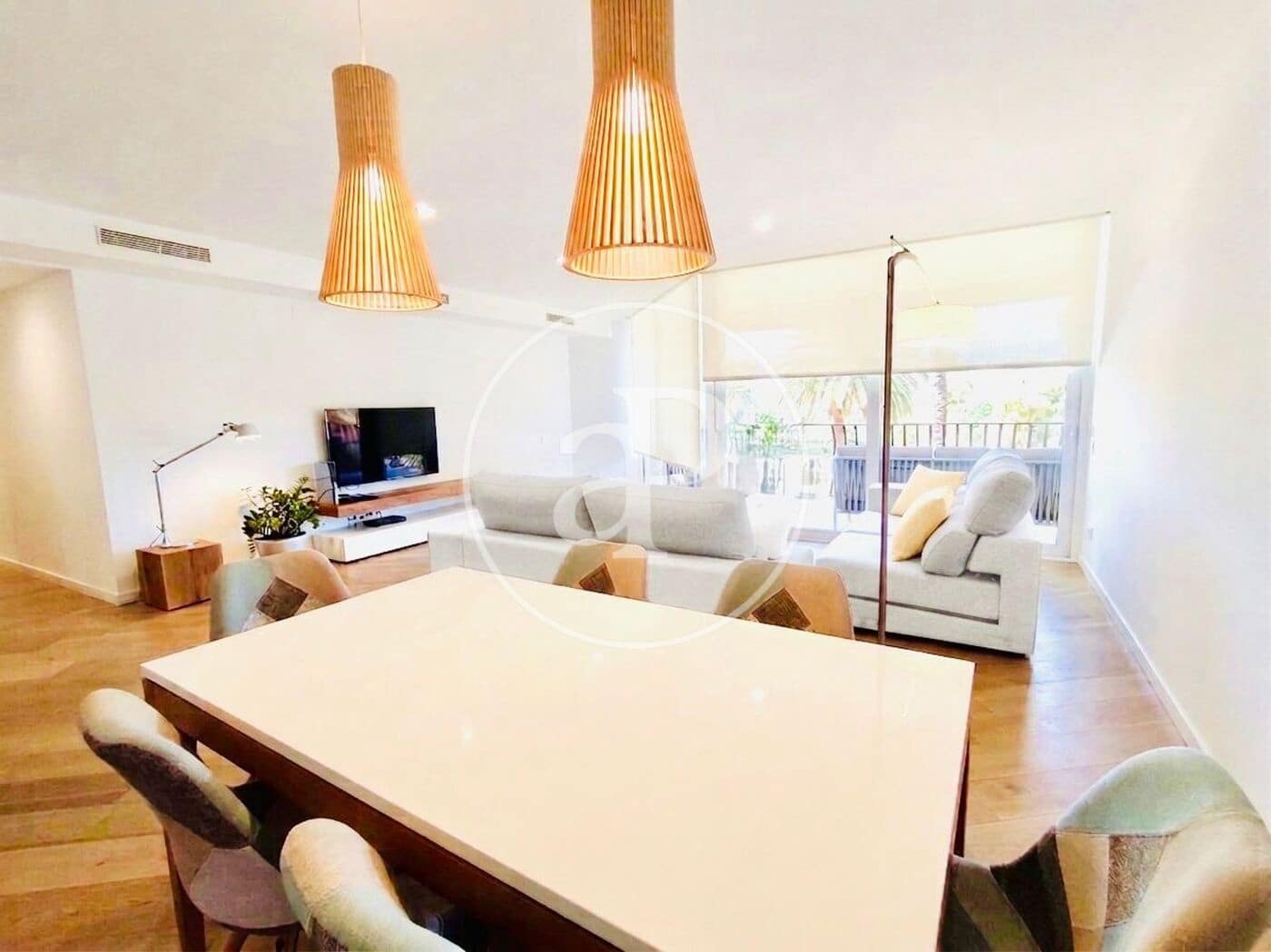 4 Zimmer Apartment zu vermieten in Valencia Stadt - 4.500 € (Ref: 9904657)