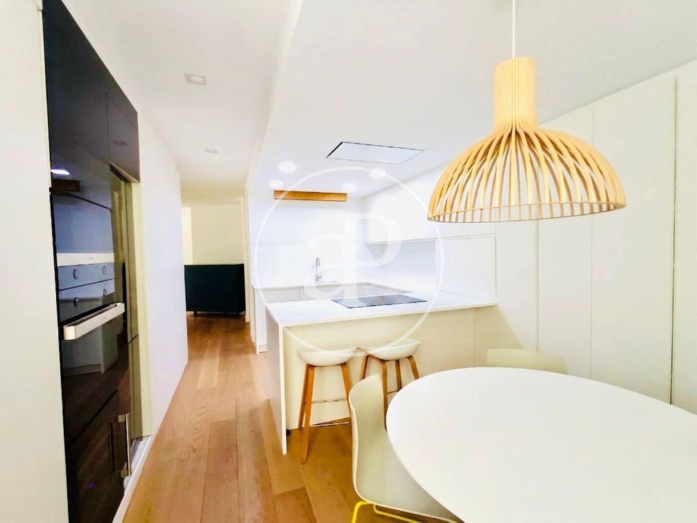 4 Zimmer Apartment zu vermieten in Valencia Stadt - 4.500 € (Ref: 9904657)
