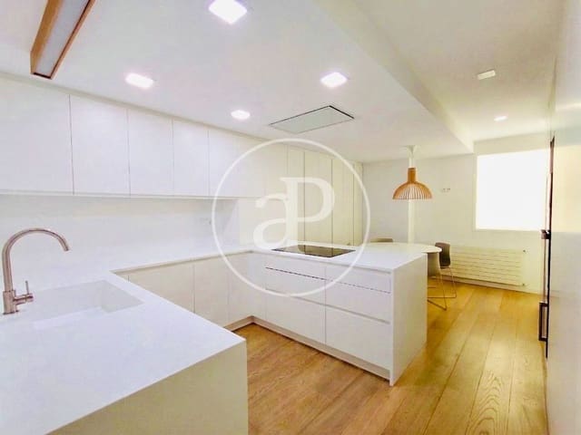 4 Zimmer Apartment zu vermieten in Exposicio, València Stadt - 4.500 € (Ref: 9904657)