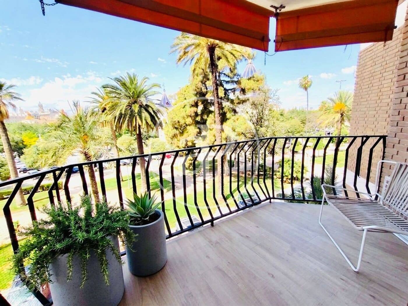 4 Zimmer Apartment zu vermieten in Valencia Stadt - 4.500 € (Ref: 9904657)