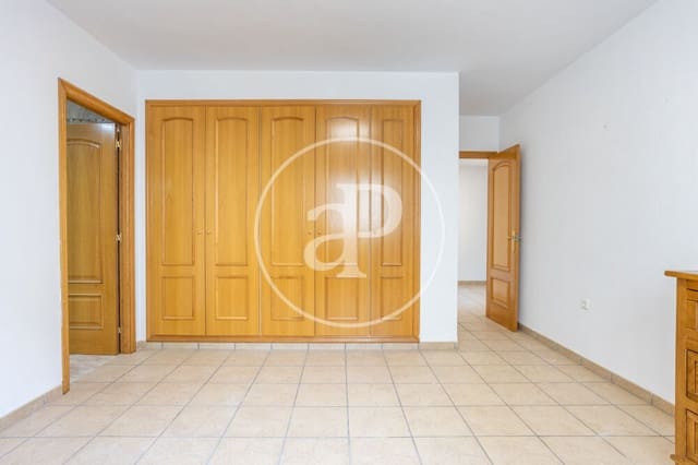 3 makuuhuone Huoneisto myytävänä paikassa Onda - 150 000 € (Ref: 9908082)