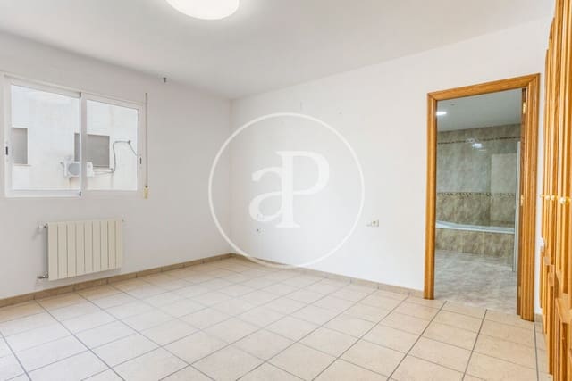 3 makuuhuone Huoneisto myytävänä paikassa Onda - 150 000 € (Ref: 9908082)