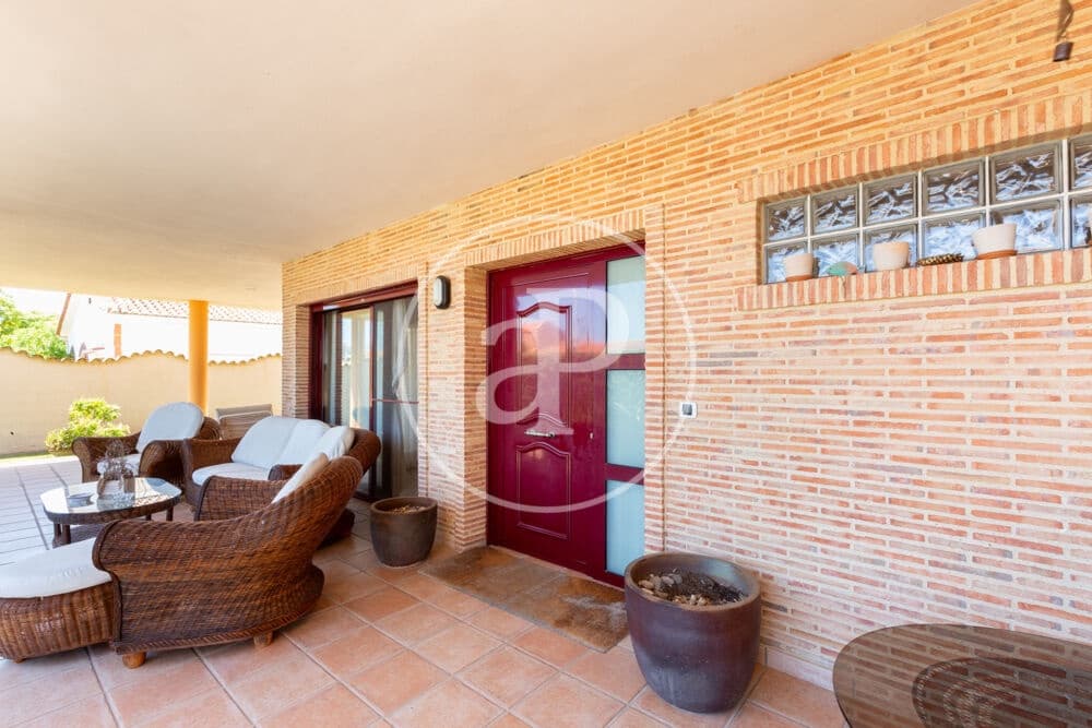 4 bedroom Villa for sale in Almarda with pool - € 1,075,000 (Ref: 9908085)