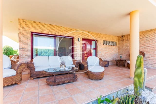 4 bedroom Villa for sale in Almarda, Sagunto / Sagunt with pool - € 1,075,000 (Ref: 9908085)