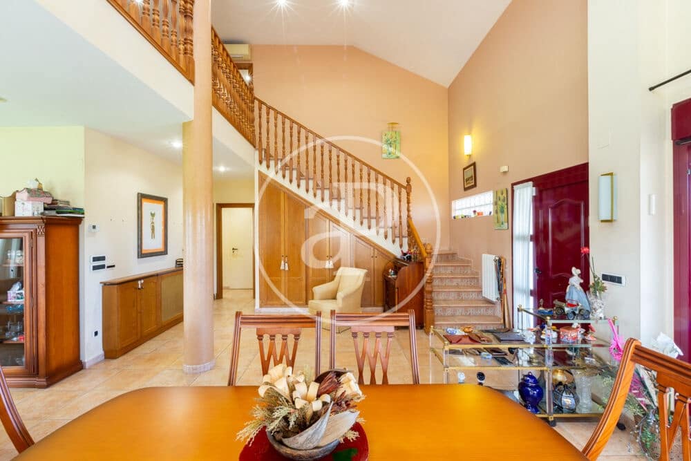 4 bedroom Villa for sale in Almarda with pool - € 1,075,000 (Ref: 9908085)