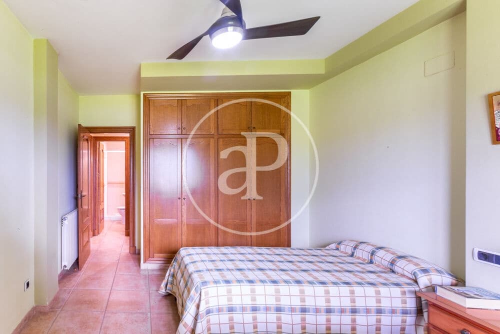 4 bedroom Villa for sale in Almarda with pool - € 1,075,000 (Ref: 9908085)