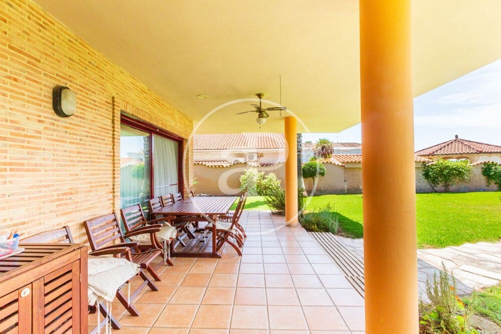 4 bedroom Villa for sale in Almarda with pool - € 1,075,000 (Ref: 9908085)