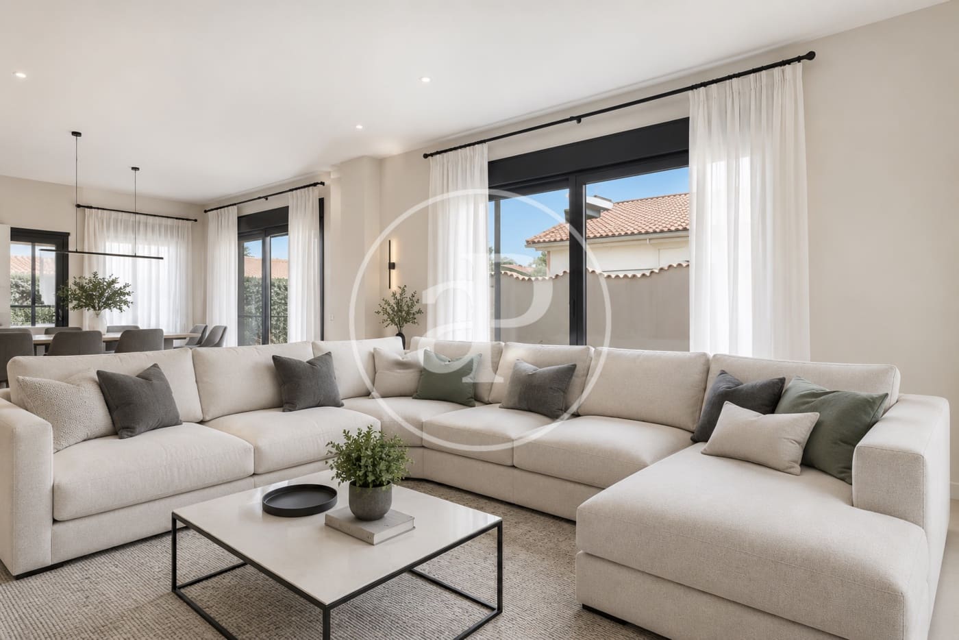4 bedroom Villa for sale in Almarda with pool - € 1,075,000 (Ref: 9908085)