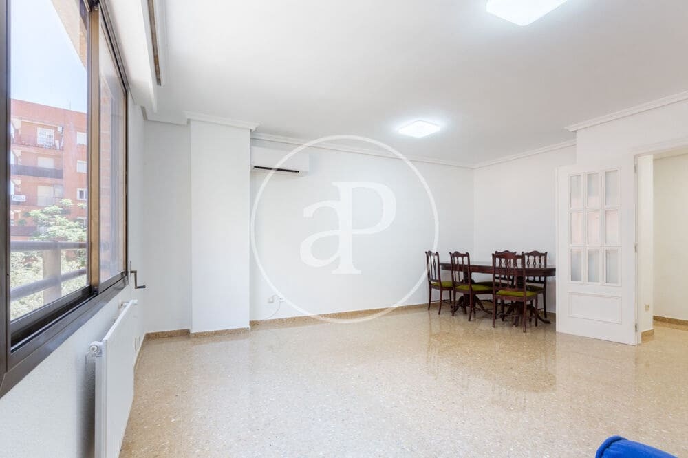 4 makuuhuone Huoneisto myytävänä paikassa Valencia kaupunki - 395 000 € (Ref: 9908086)