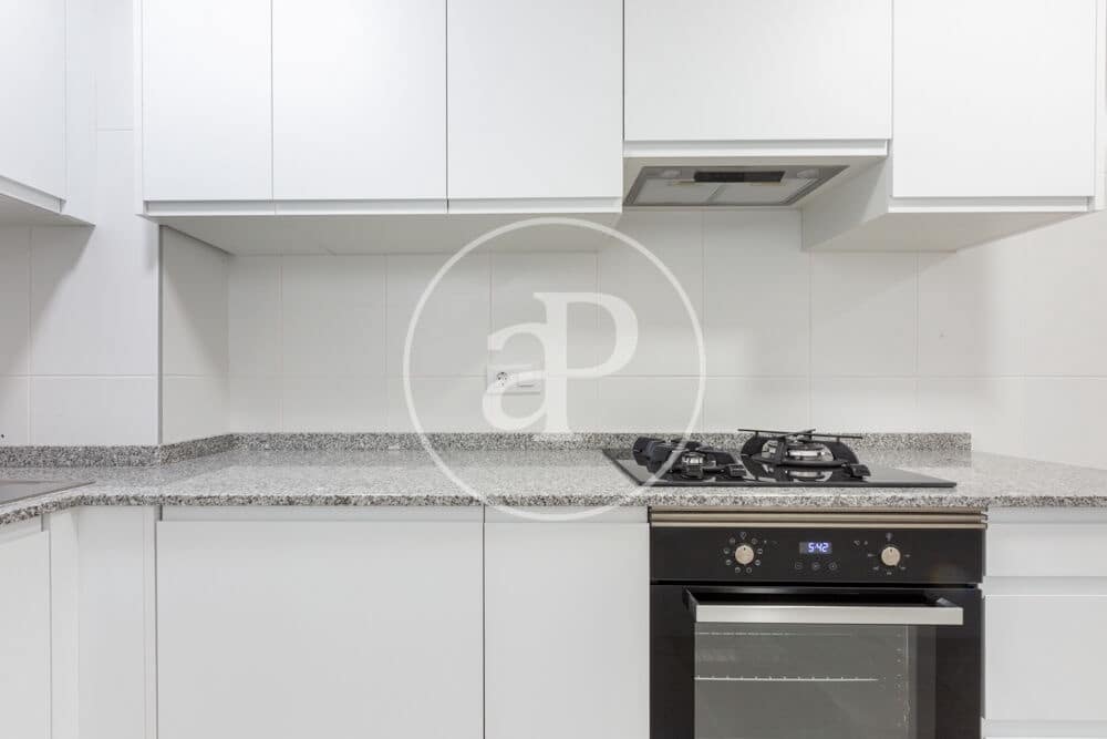 4 makuuhuone Huoneisto myytävänä paikassa Valencia kaupunki - 395 000 € (Ref: 9908086)
