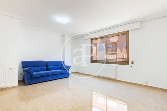 4 makuuhuone Huoneisto myytävänä paikassa Patraix, Valencia kaupunki - 395 000 € (Ref: 9908086)