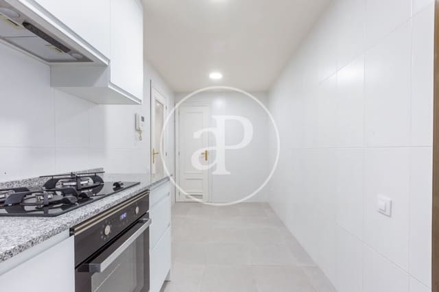 4 makuuhuone Huoneisto myytävänä paikassa Patraix, Valencia kaupunki - 395 000 € (Ref: 9908086)