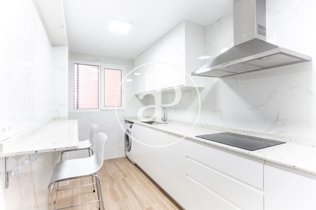 3 bedroom Apartment for rent in L'Eliana with garage - € 1,200 (Ref: 9908087)