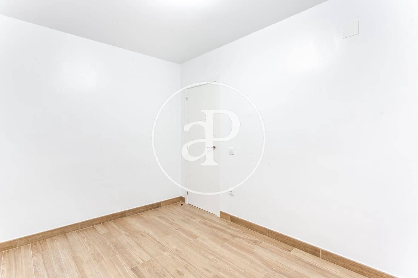 3 bedroom Apartment for rent in L'Eliana with garage - € 1,200 (Ref: 9908087)