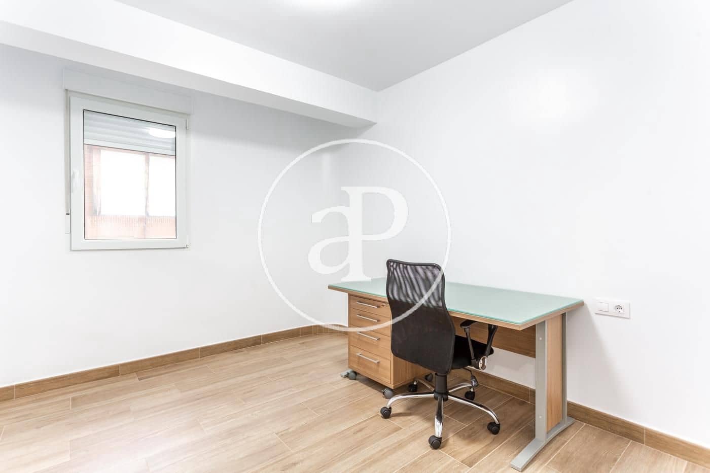 3 bedroom Apartment for rent in L'Eliana with garage - € 1,200 (Ref: 9908087)
