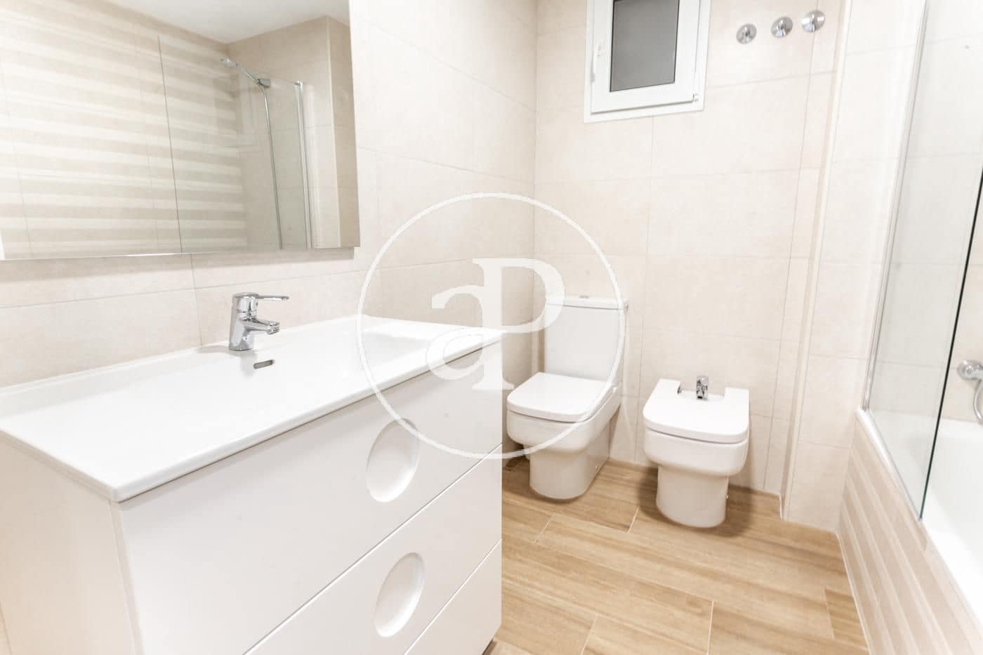 3 bedroom Apartment for rent in L'Eliana with garage - € 1,200 (Ref: 9908087)