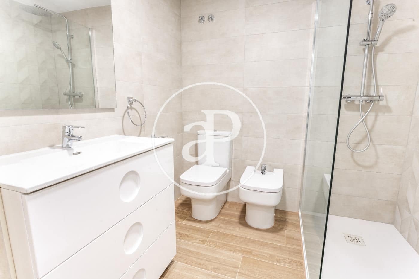 3 bedroom Apartment for rent in L'Eliana with garage - € 1,200 (Ref: 9908087)