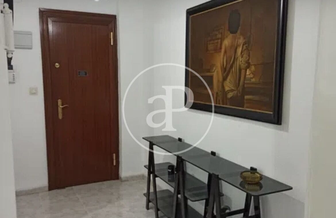 4 soveværelse Lejlighed til leje i Valencia by - € 2.000 (Ref: 9908088)