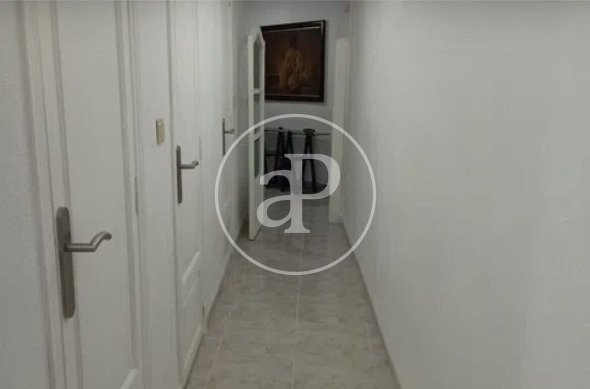 4 soveværelse Lejlighed til leje i Valencia by - € 2.000 (Ref: 9908088)