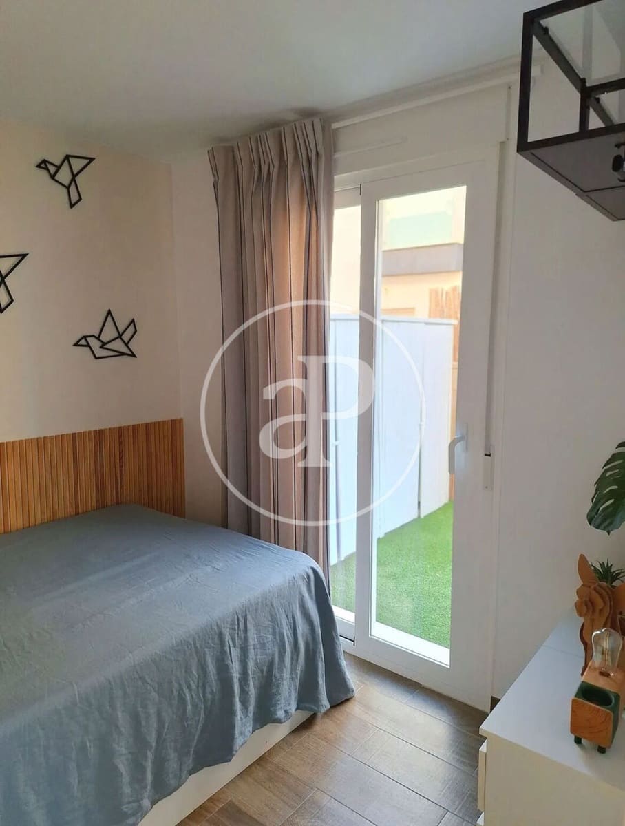 2 soverom Villa til leie i Arenales del Sol med svømmebasseng - € 2 400 (Ref: 9911187)