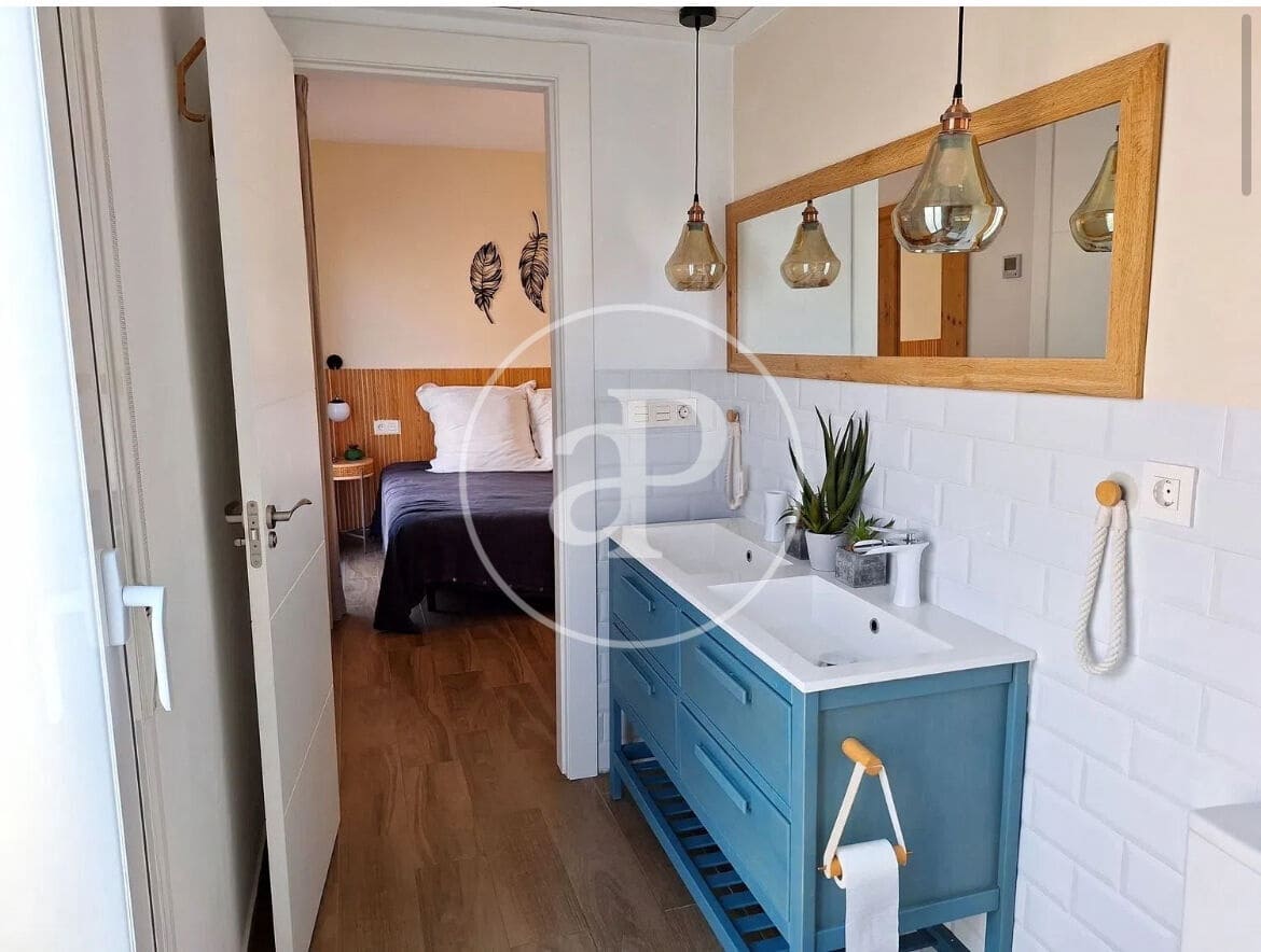 2 soverom Villa til leie i Arenales del Sol med svømmebasseng - € 2 400 (Ref: 9911187)