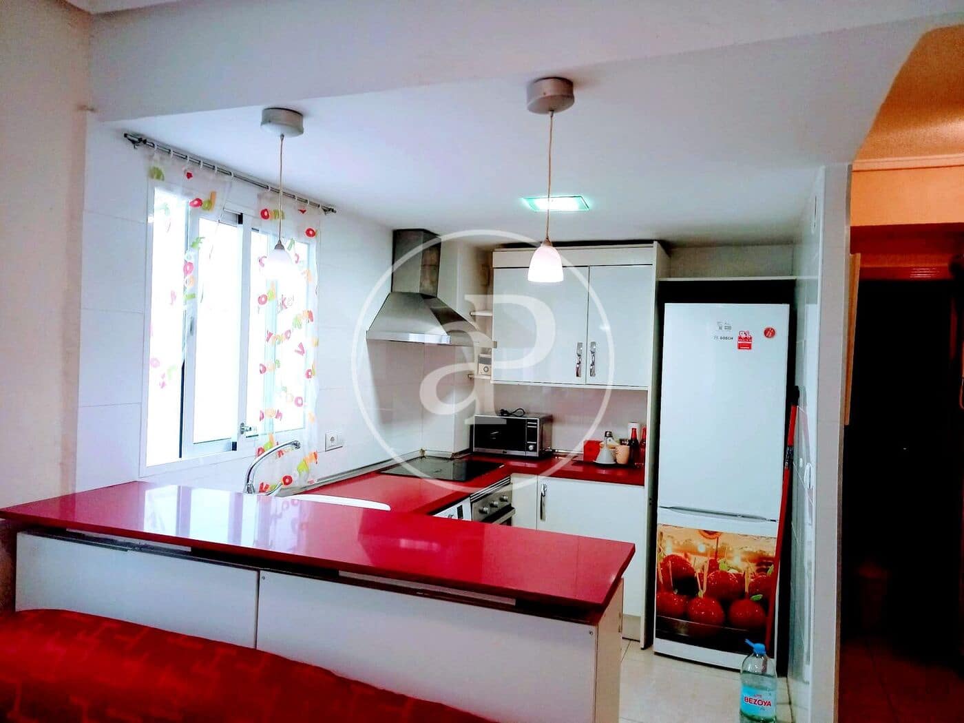 4 slaapkamer Appartement te huur in Valencia stad - € 1.500 (Ref: 9911189)