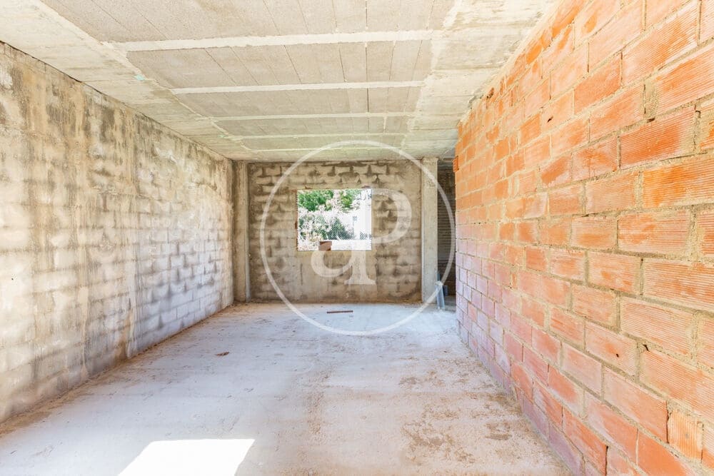 Terreno/Finca Rústica en Chiva en venta - 999.999 € (Ref: 9911190)