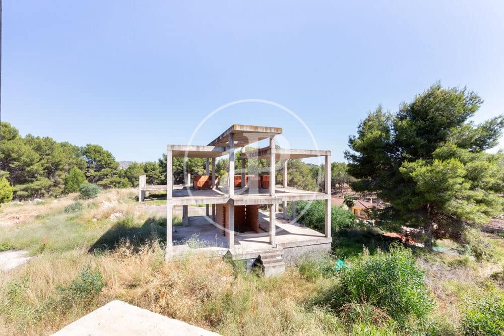 Terreno/Finca Rústica en Chiva en venta - 999.999 € (Ref: 9911190)
