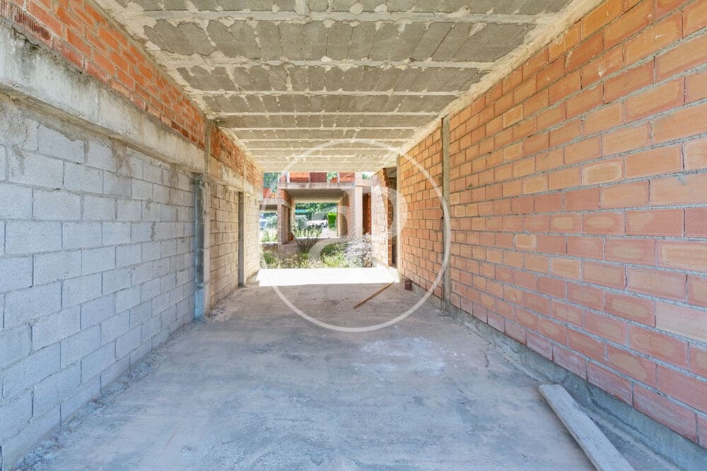Terreno/Finca Rústica en Chiva en venta - 999.999 € (Ref: 9911190)