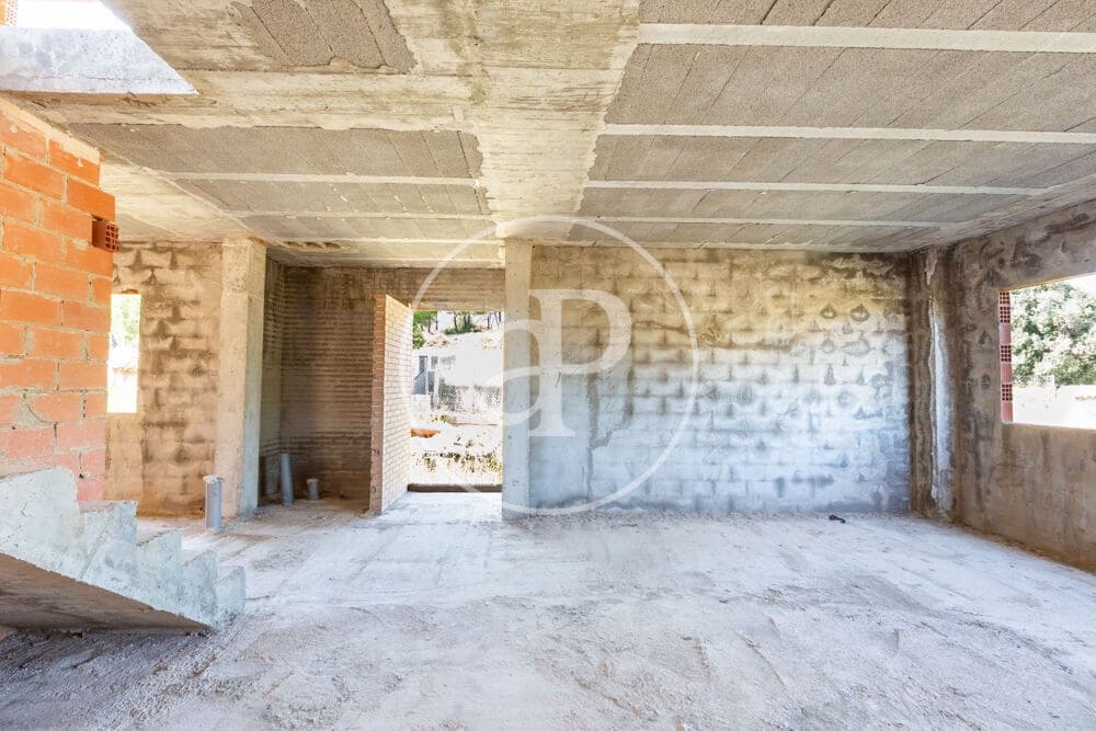 Terreno/Finca Rústica en Chiva en venta - 999.999 € (Ref: 9911190)
