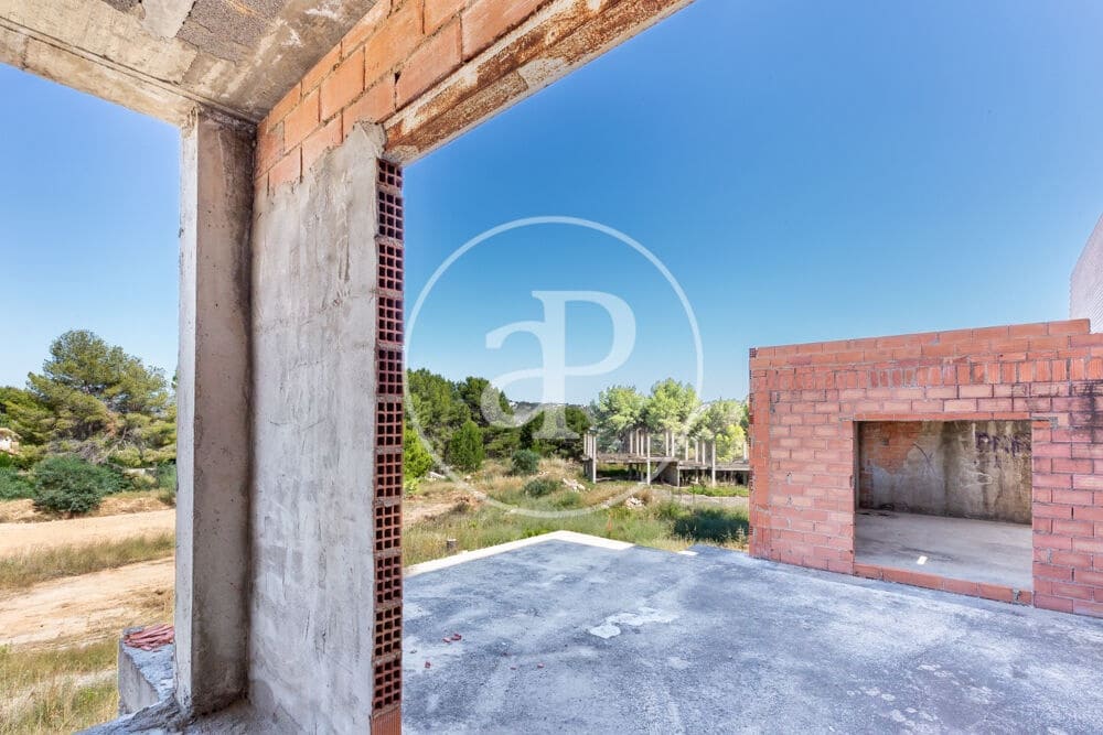 Terreno/Finca Rústica en Chiva en venta - 999.999 € (Ref: 9911190)