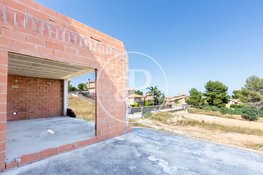 Terreno/Finca Rústica en Chiva en venta - 999.999 € (Ref: 9911190)