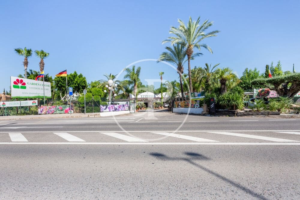 Terreno/Finca Rústica en Chiva en venta - 999.999 € (Ref: 9911190)