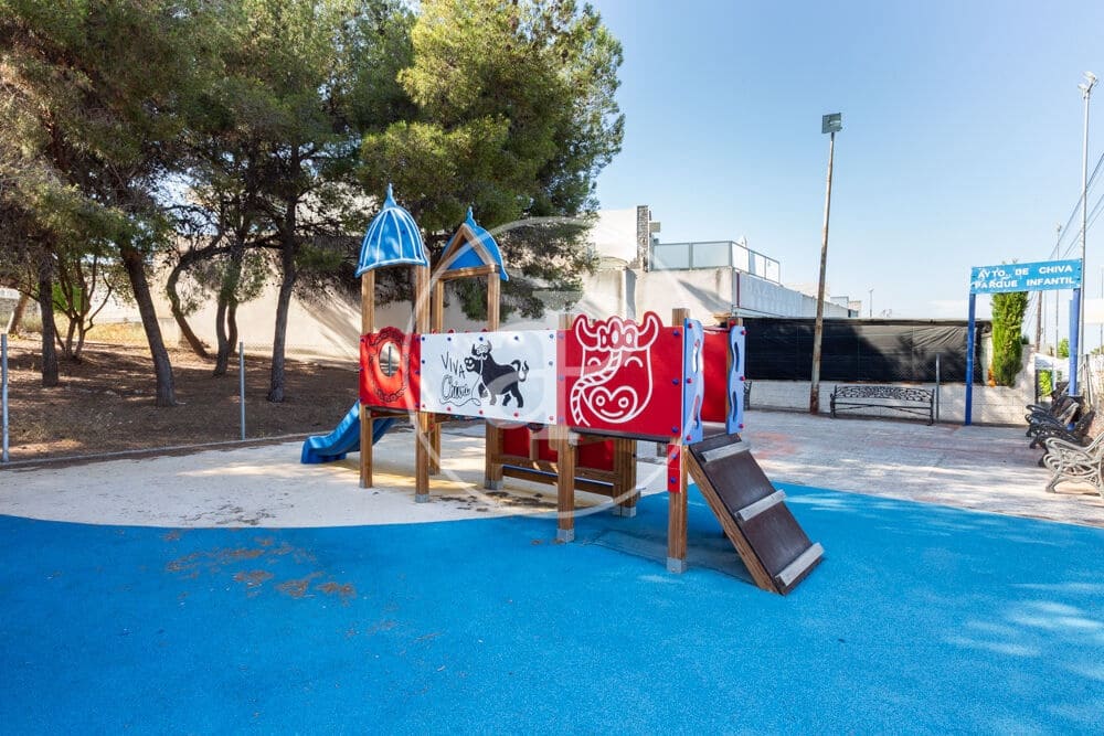 Terreno/Finca Rústica en Chiva en venta - 999.999 € (Ref: 9911190)