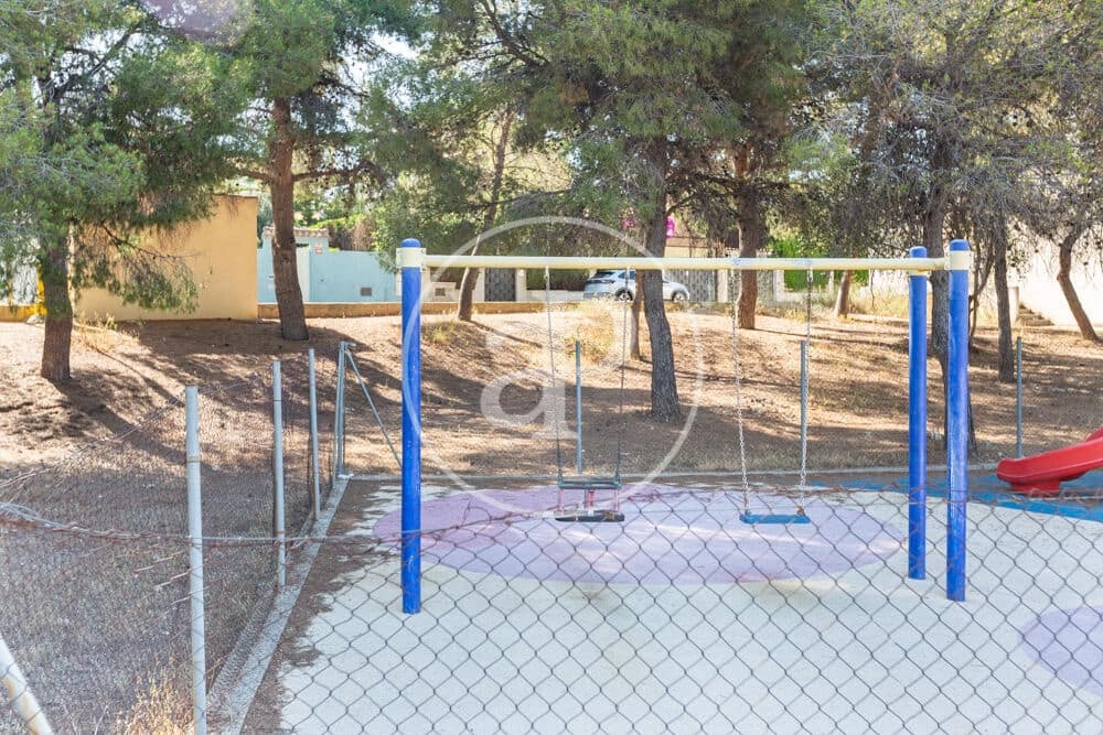 Terreno/Finca Rústica en Chiva en venta - 999.999 € (Ref: 9911190)