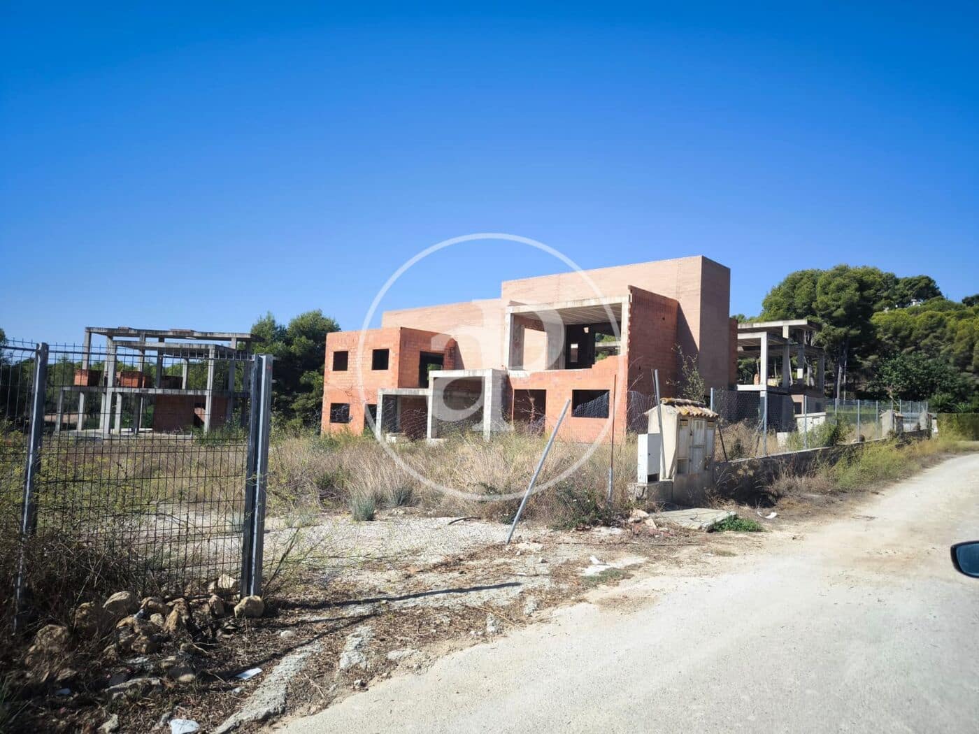 Undeveloped Land for sale in Chiva - € 940,000 (Ref: 9911190)