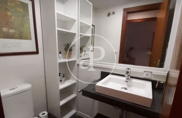 4 soveværelse Lejlighed til leje i Ciutat de les Arts i de les Ciencies, Valencia by - € 1.500 (Ref: 9911191)