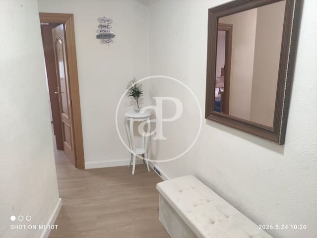 3 bedroom Apartment for rent in L'Hort de Senabre, Valencia city - € 1,500 (Ref: 9913245)